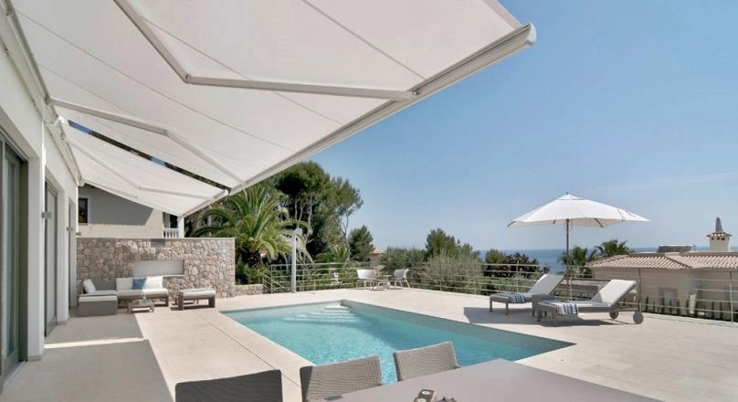 Santa Ponsa. Villa. Sea views. Very good condition. Including separate guest apartment.