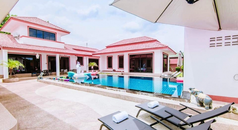 Pool Villa House 1 Rai For Sale and Rent