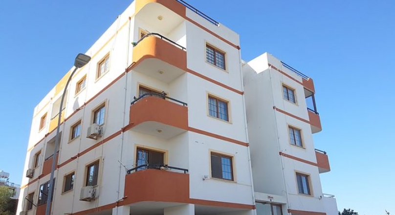 3 + 1 Apartment for sale in Kyrenia Bosphorus in an area of 140m2.