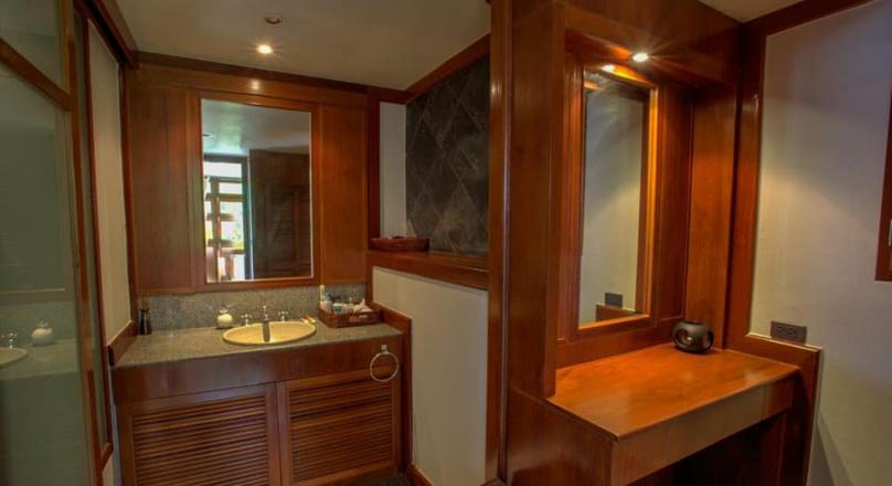 Phuket quality real estate presents this exquisite villa