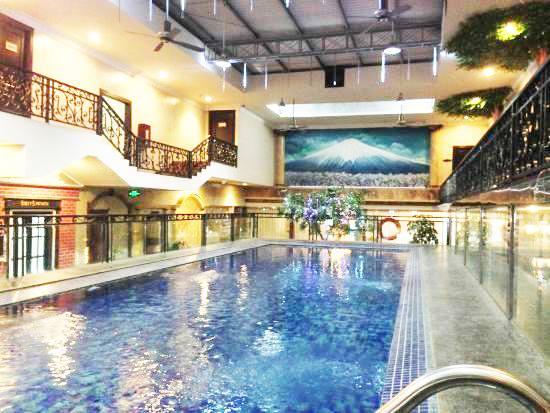 Amos cozy hotel classy 4 star in Melawai Bok M street Jakarta Indonesia