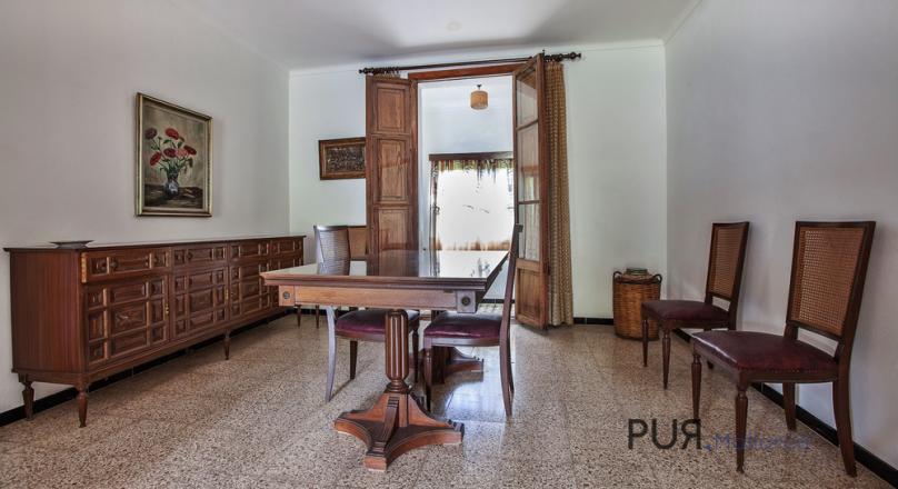 Alcudia - finca with lots of fruit trees, lots of views. She invites YOU. A price with a lot of perspective.