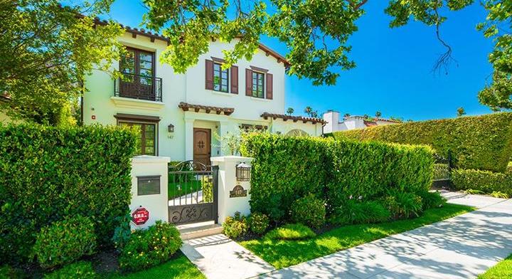 Beverly hills Newer Gated Home