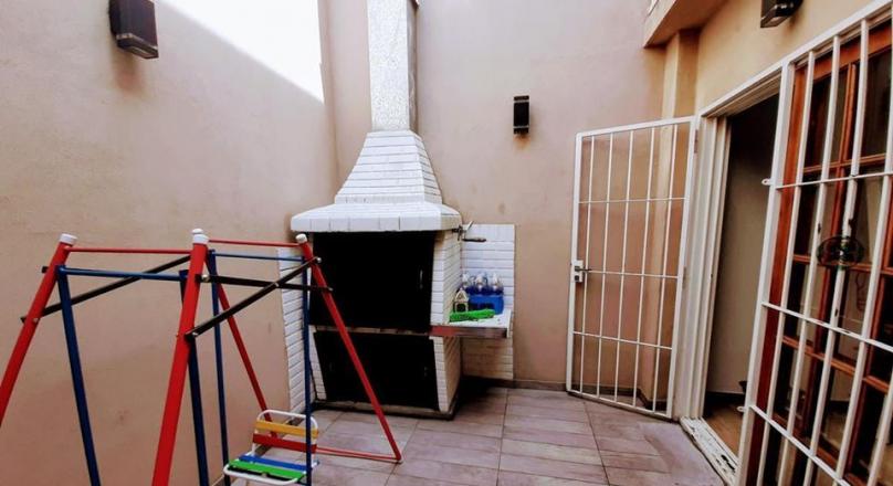 Sale - House OPPORTUNITY !!!! INCREDIBLE 3 AMB DUPLEX WITH PATIO, GRILL AND GARAGE