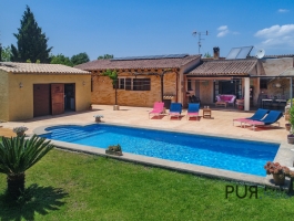 Country typical finca as a rental object. Of course with license. For guests to feel good.