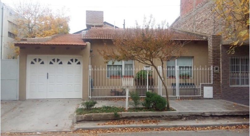 Sale of House 2 BEDROOMS in Villa Farrel, APTA CREDITO