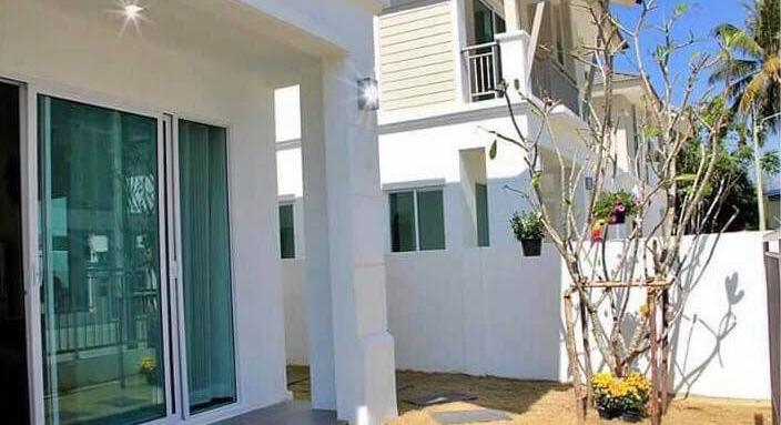 House For Rent Close to Central Airport
