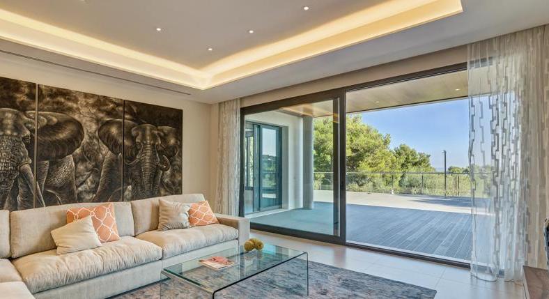 Son Vida. At the golf course. New build villa. Best equipment.