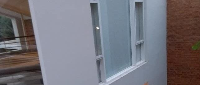 RENT/SELL-HOUSE 3 BEDROOMS PRIVATE NEIGHBORHOOD