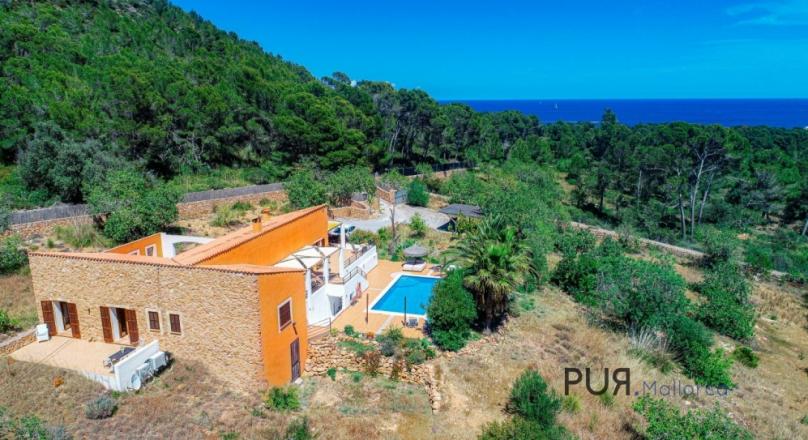 Finca with sea view for holiday rental