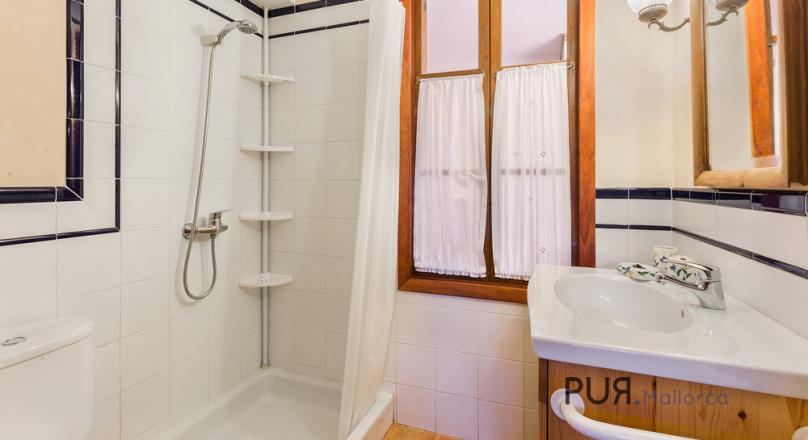 Well marketable. Ideal as a rental property. With license. Finca. Close to the ocean. Great beaches.