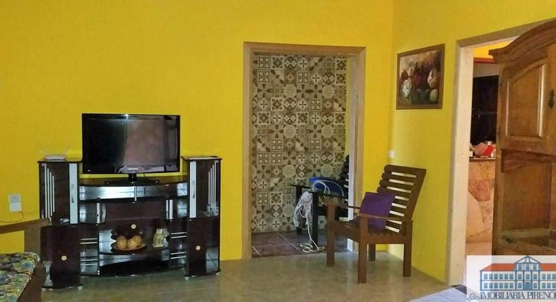 For sale a house in Pirinopolis with views of Morro de la Flota