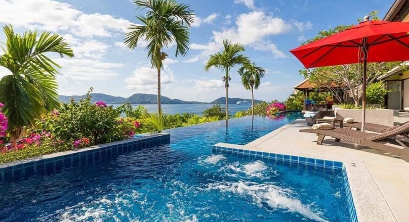 Phuket Quality Real Estate has the pleasure to present you with a beautiful 4 bedroom 6 bathroom villa