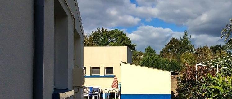 Real estate complex with restaurant, rooms and apartments