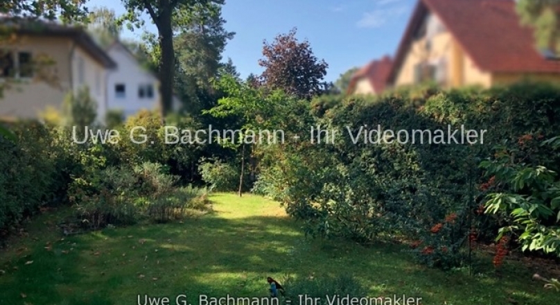 BERLIN Mahlsdorf: semi-detached house FOR SALE with 4 rooms & cellar