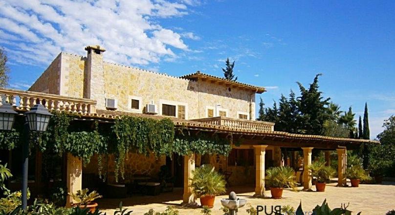 Room Inca / Binissalem - investment property / letting object, 11 bedrooms, 11 bathrooms