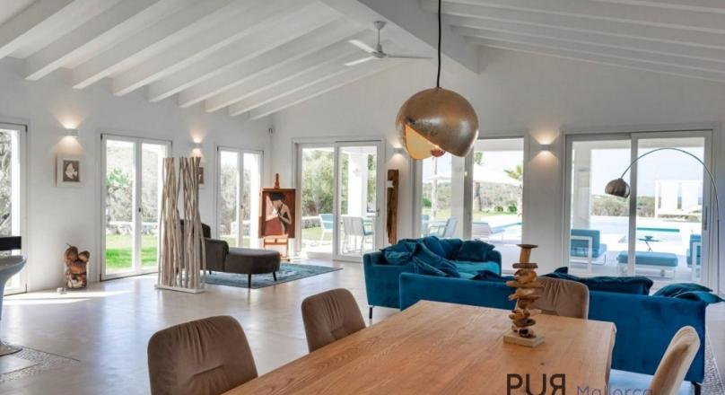 Luxury in the northeast. Finca with lots of space and a lot of sea views.