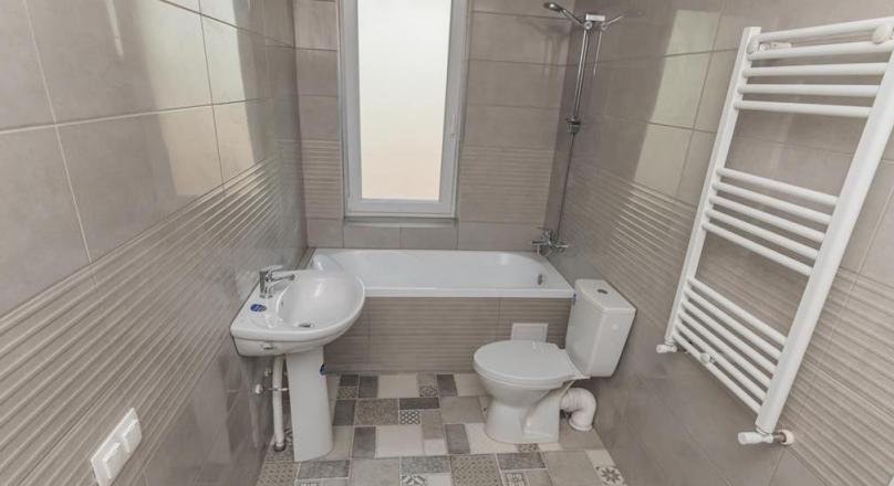 EXPLORE VIRTUALLY! Premium property, duplex class
