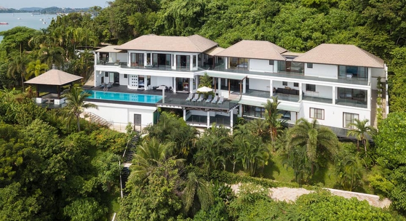 Phuket quality real estate proudly presents this gorgeous villa in Ao Makham Phuket Thailand