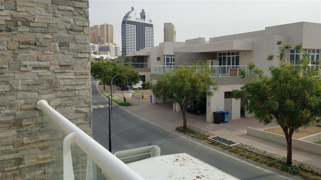 4 BEDROOM VILLA FOR RENT ON BEAUTIFULL PLACE