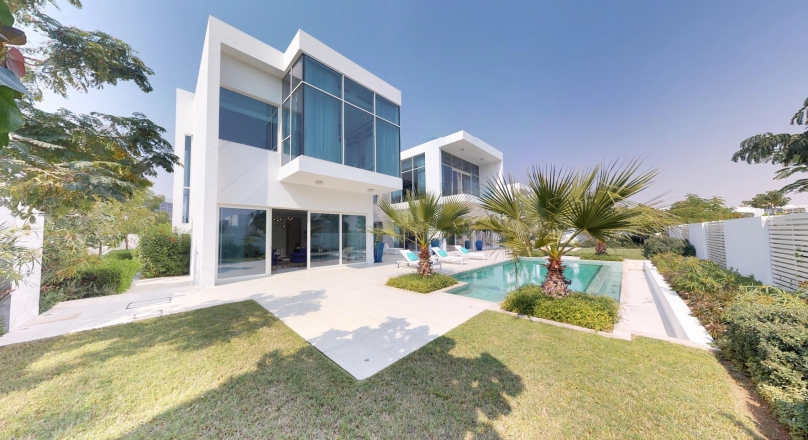 Luxurious New 4 BR Villa Located in Al Barari