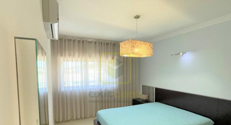 House T4 | Isolated | Fully Equipped and Furnished 