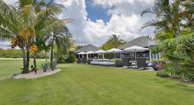 FOR SALE IRS VILLA ON THE EASTERN COAST OF MAURITIUS