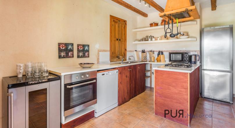 Well marketable. Ideal as a rental property. With license. Finca. Close to the ocean. Great beaches.