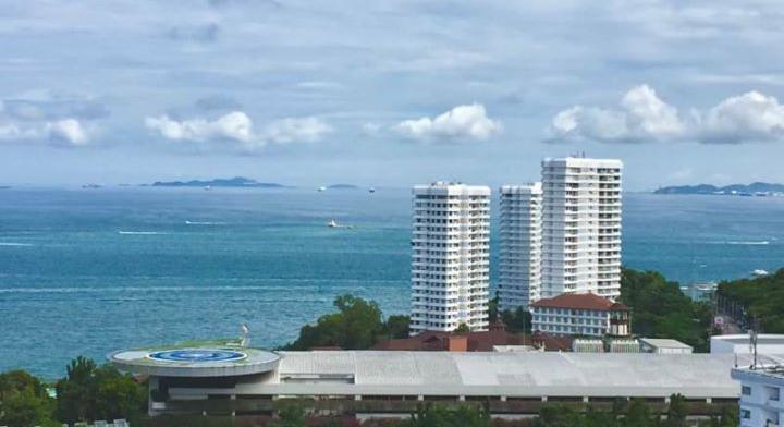 The Cliff Condo on Pratamnak Hill For Rent