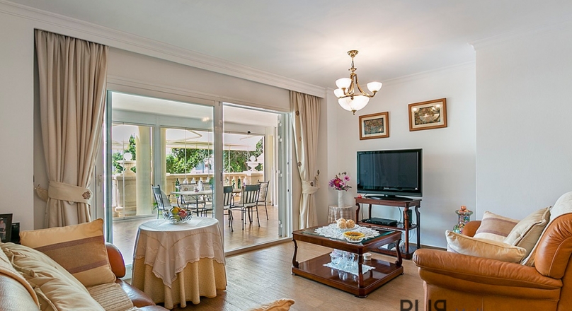 Palma - Ciudad Jardin. Apartment with great beach location. Well maintained.