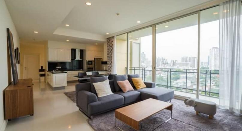For rent The Royce Private Residence at Phrom Phong Type 2 bedroom 