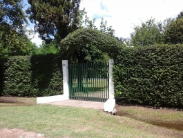 Opportunity to buy spacious and beautiful fifth house in Rodriguez, a lot of green !!