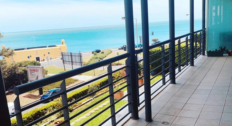 FOR SALE Sea view apartment T4