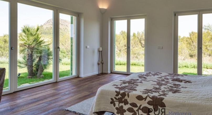 Luxury in the northeast. Finca with lots of space and a lot of sea views.