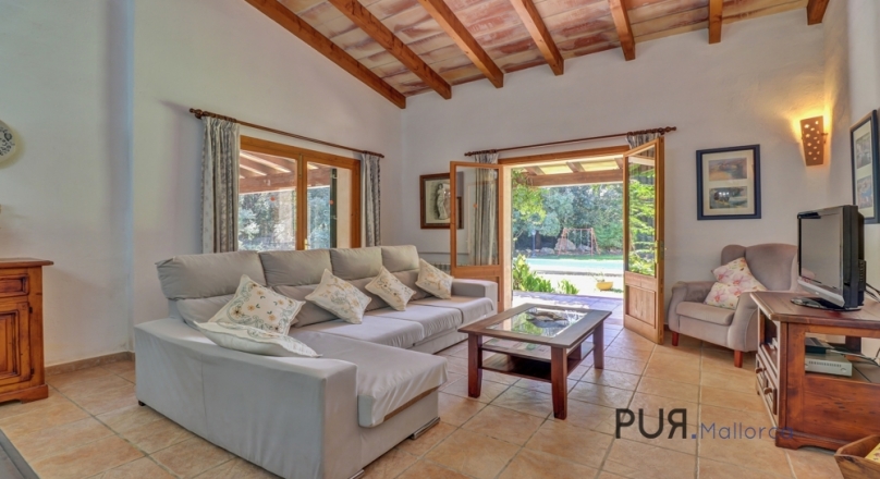 In the far north. Pollenca. Country Villa. With 5 bedrooms.