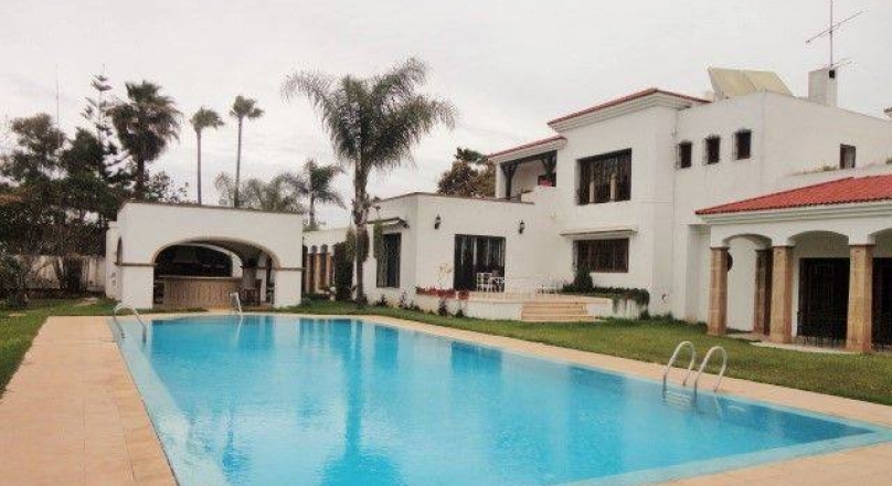 Master villa for sale in Hay Riad neighborhood