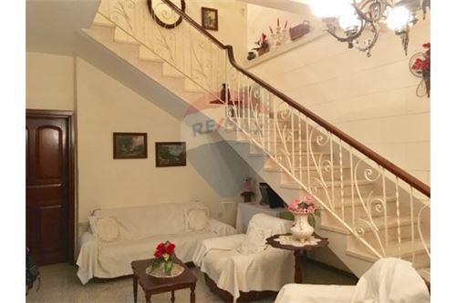 LUQA - TOWNHOUSE